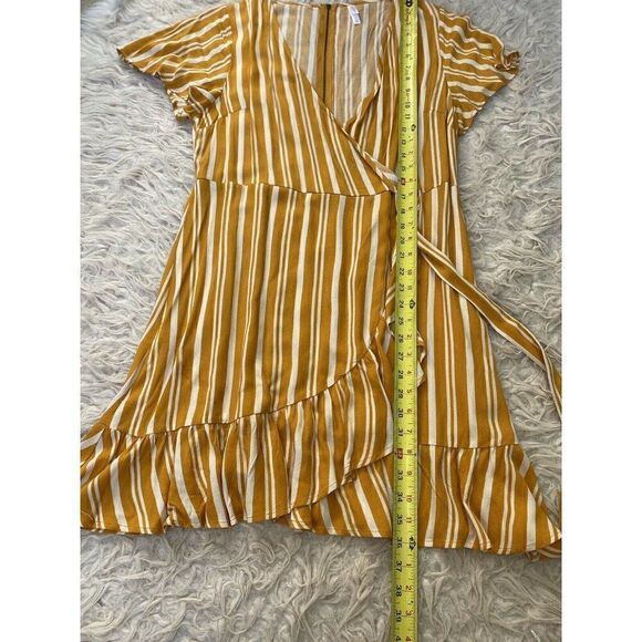 Xhilaration Striped Wrap Short Sleeve Ruffle Mini Dress -Mustard & White Size L - Picture 7 of 8